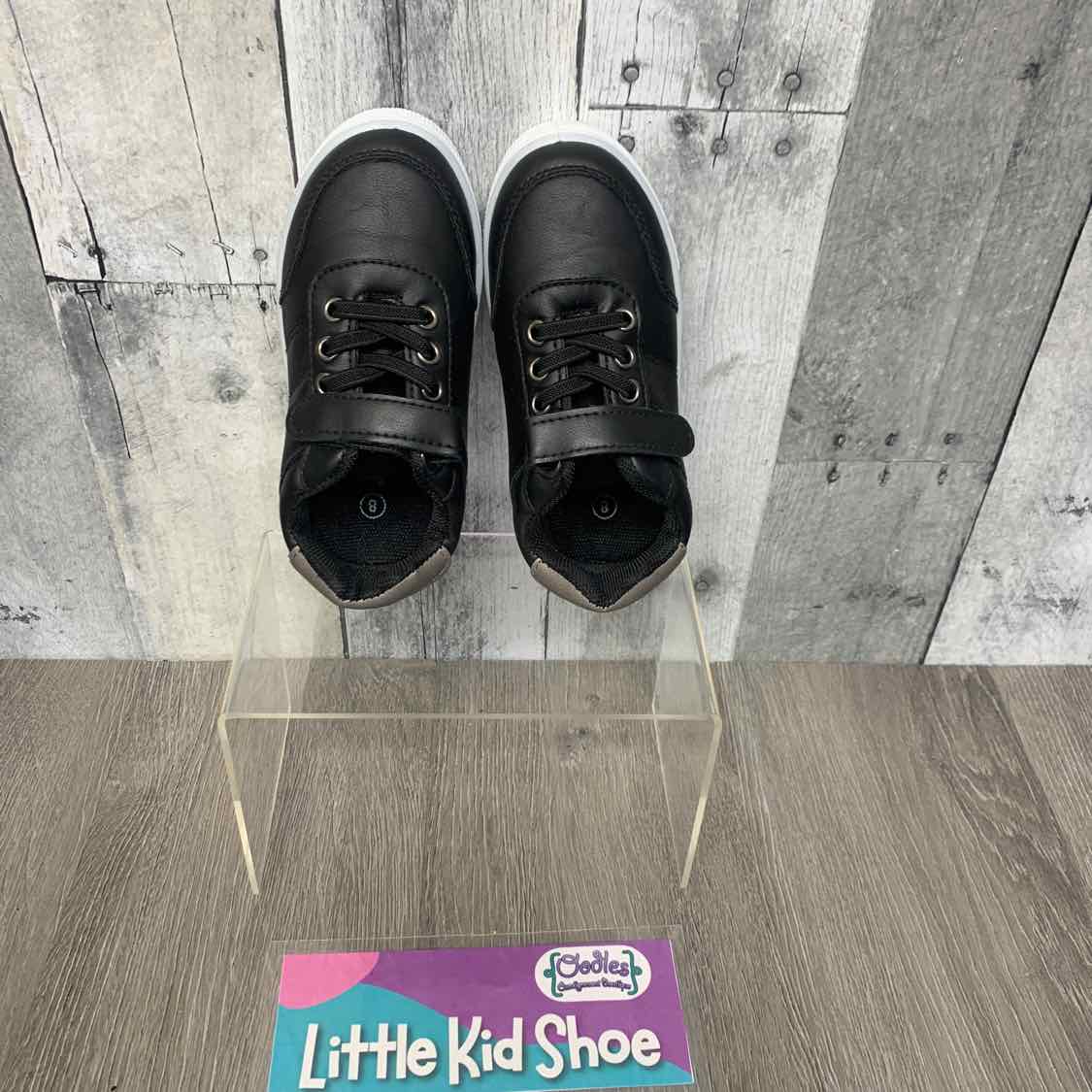 Size 8 Black/White Josmo Sneakers