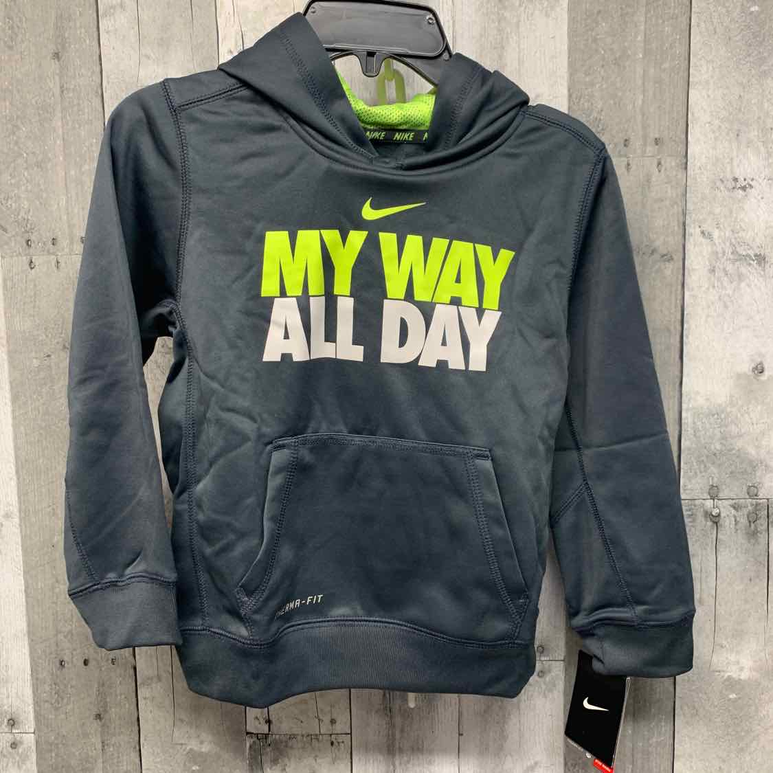 Size 7 Gray Graphic Sport Brand Pull Over