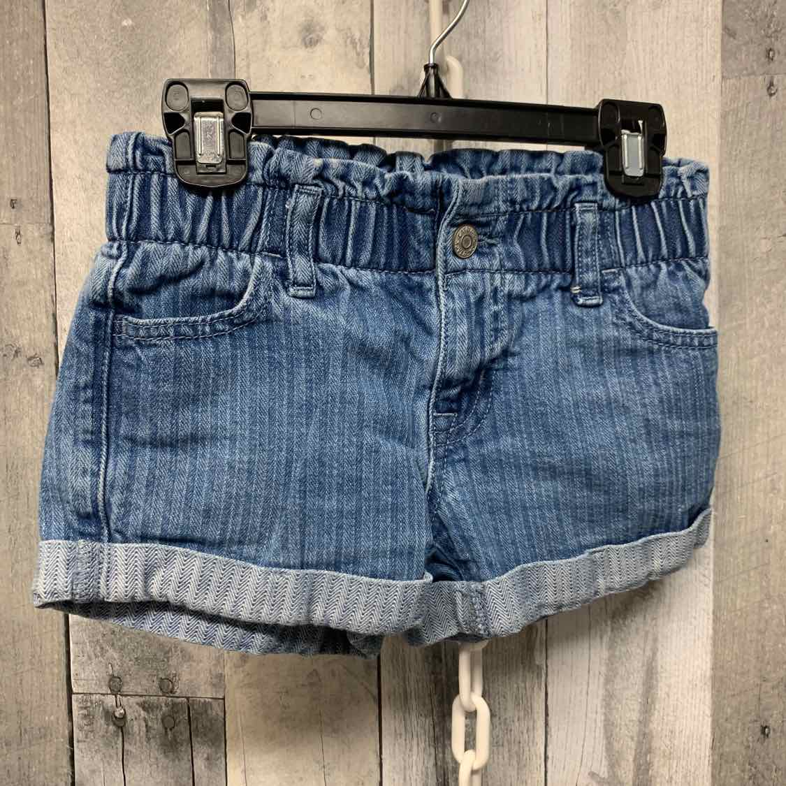 Size 6/7 Denim Cat & Jack Shorts