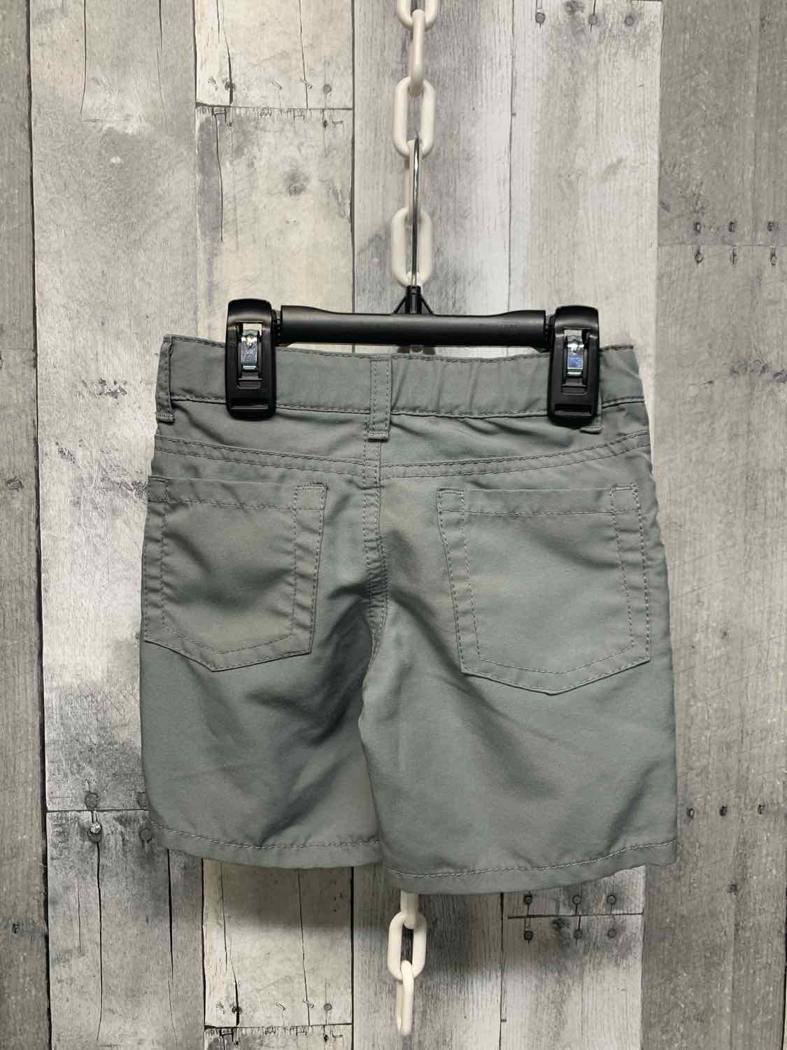 Size 4T Gray Cat & Jack Shorts
