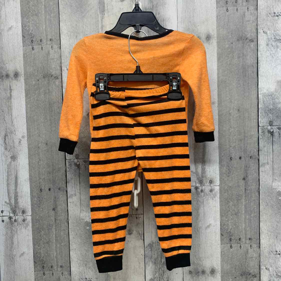 Size 18 Months Orange/Black Holiday Brands 2pc PJs