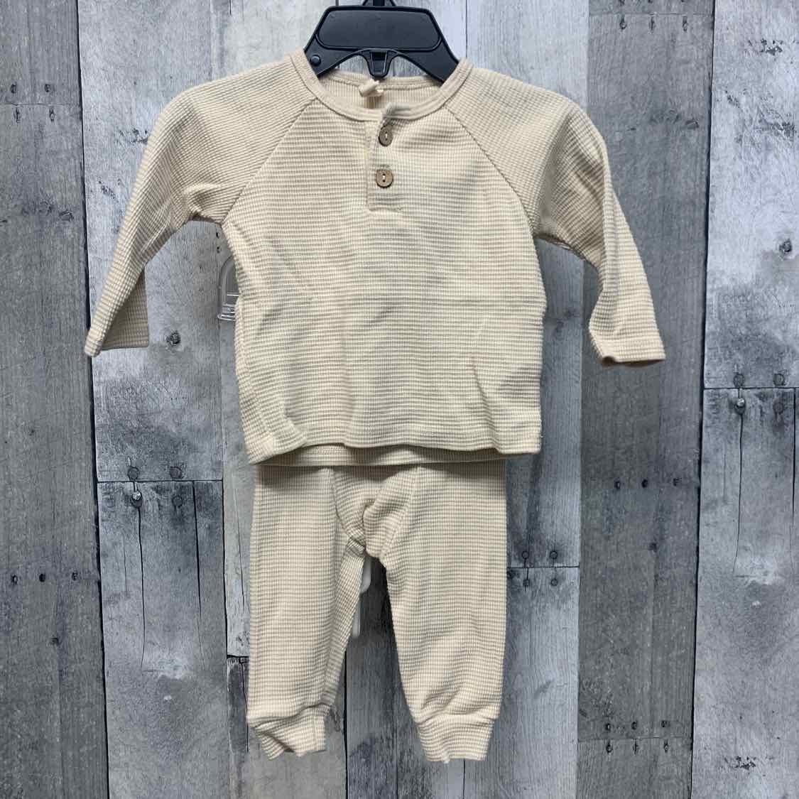 Size 3-6 Months Ivory Name Brand Shirt/Pants