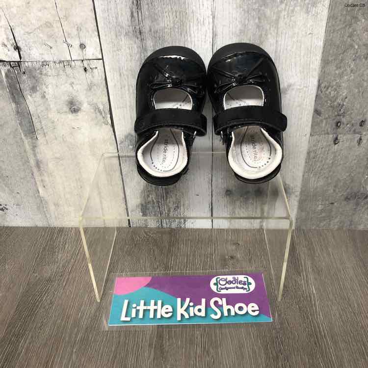 Size 3 Wide Black Stride Rite Sneakers
