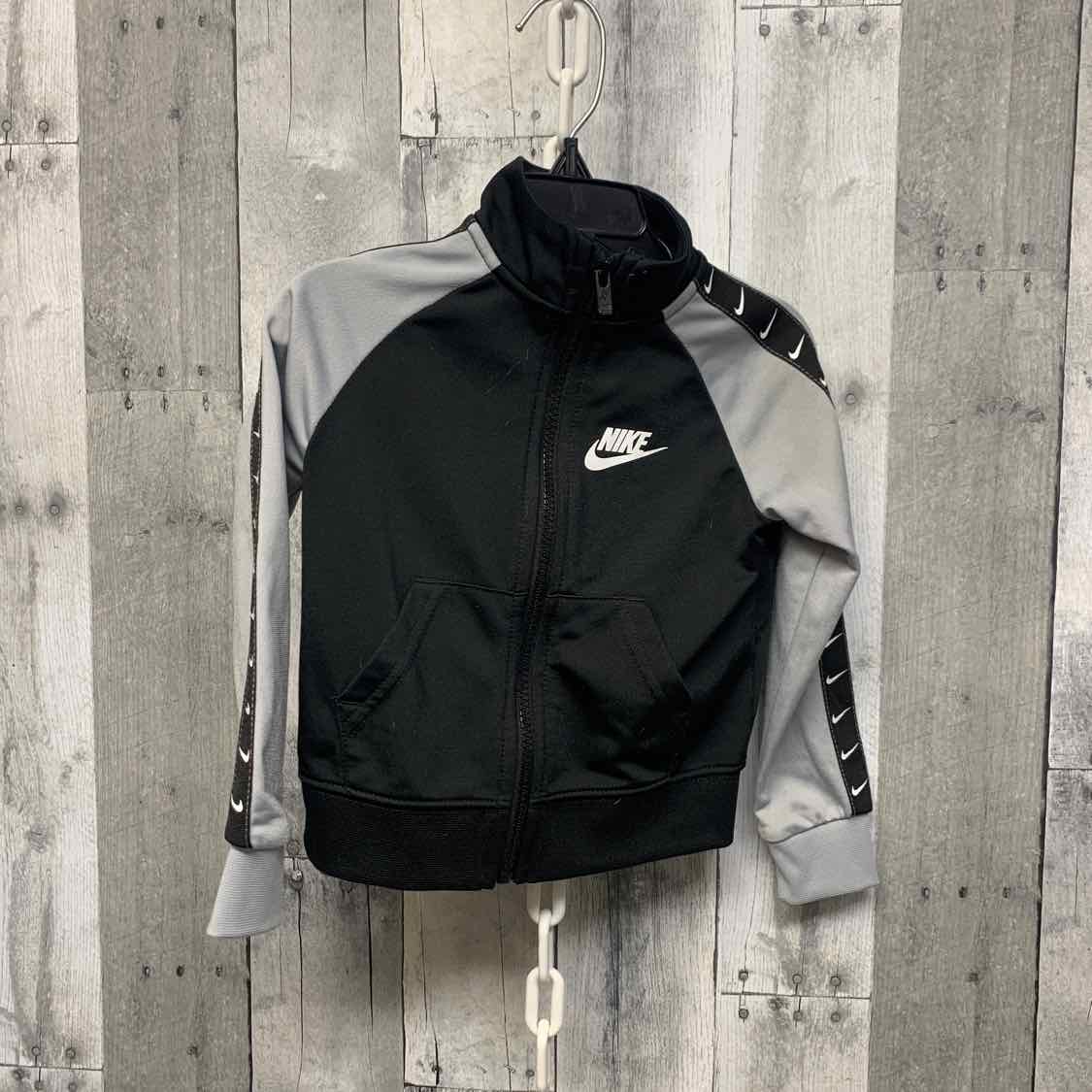 Size 2T Black/Gray Sport Brand Light Jacket