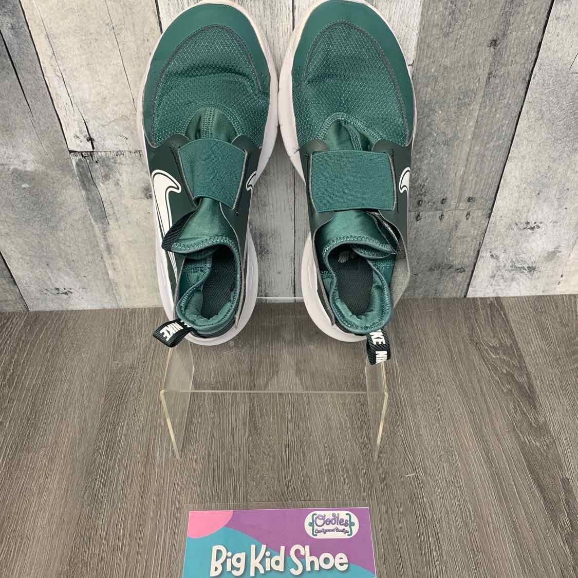 Size 6 Green/White Sport Brand Sneakers