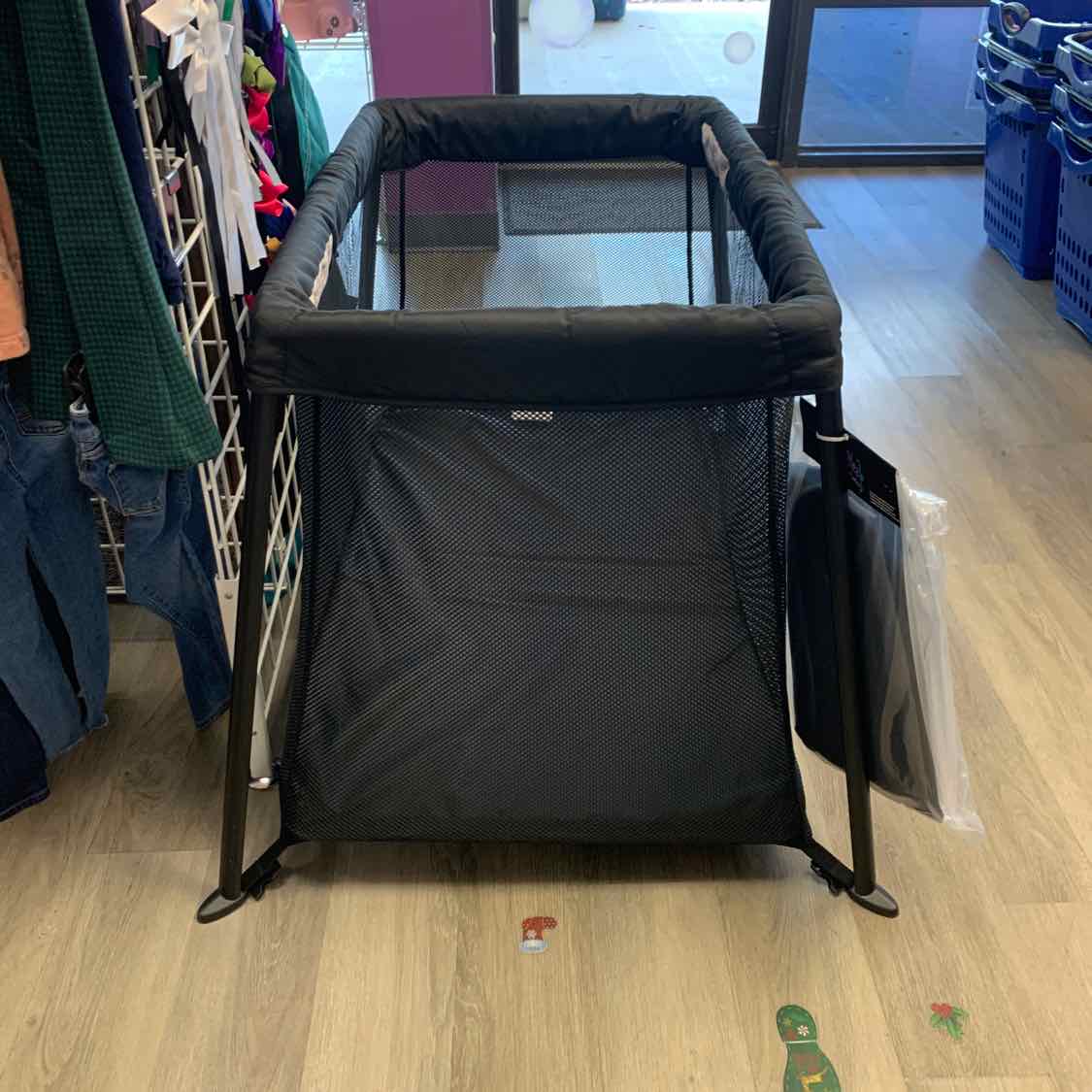 Dream on Me Black Pack N Play