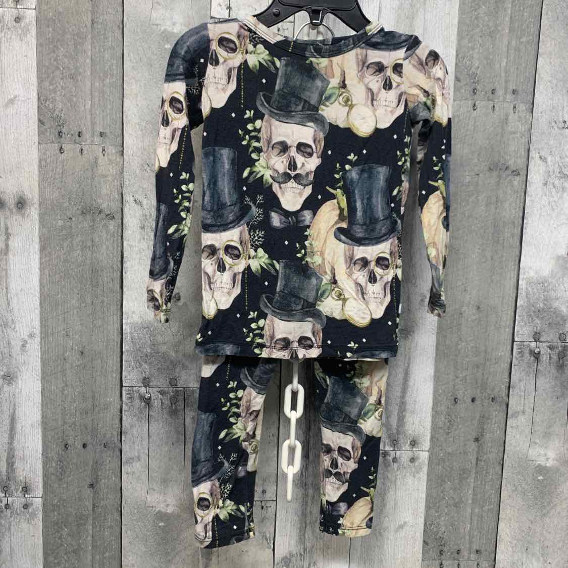 Size 2T Gray Print Posh Peanut 2pc PJs