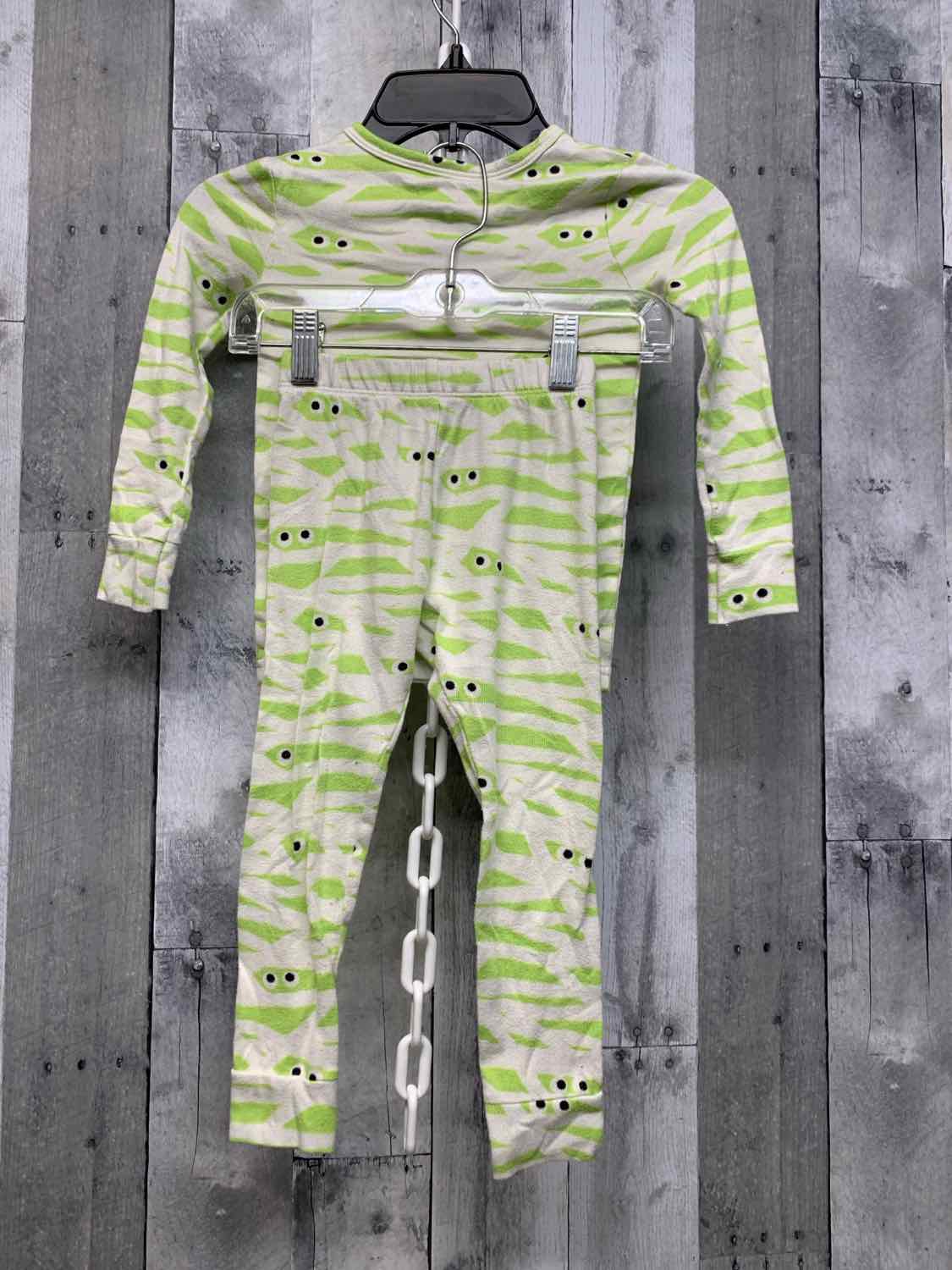 Size 4T Green/Tan Cat & Jack 2pc PJs