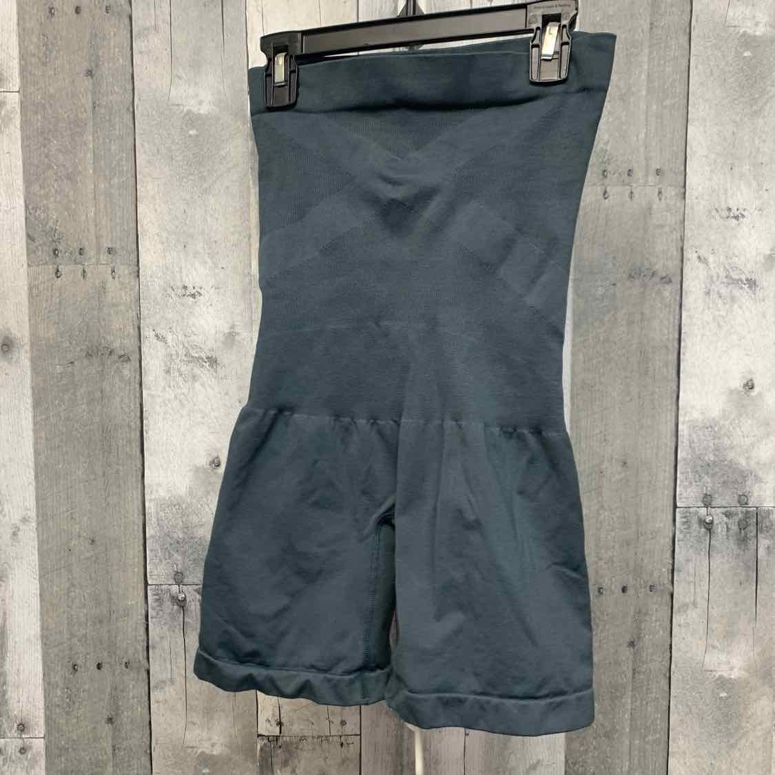 Size S Gray Name Brand Active Shorts