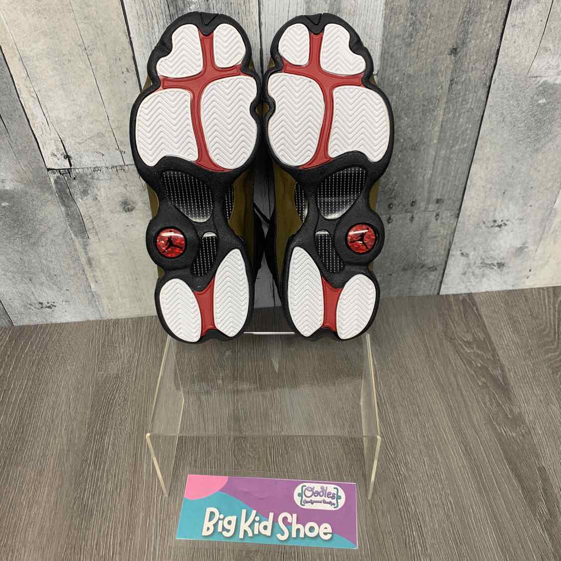 Size 6 Black/Green Sport Brand Sneakers