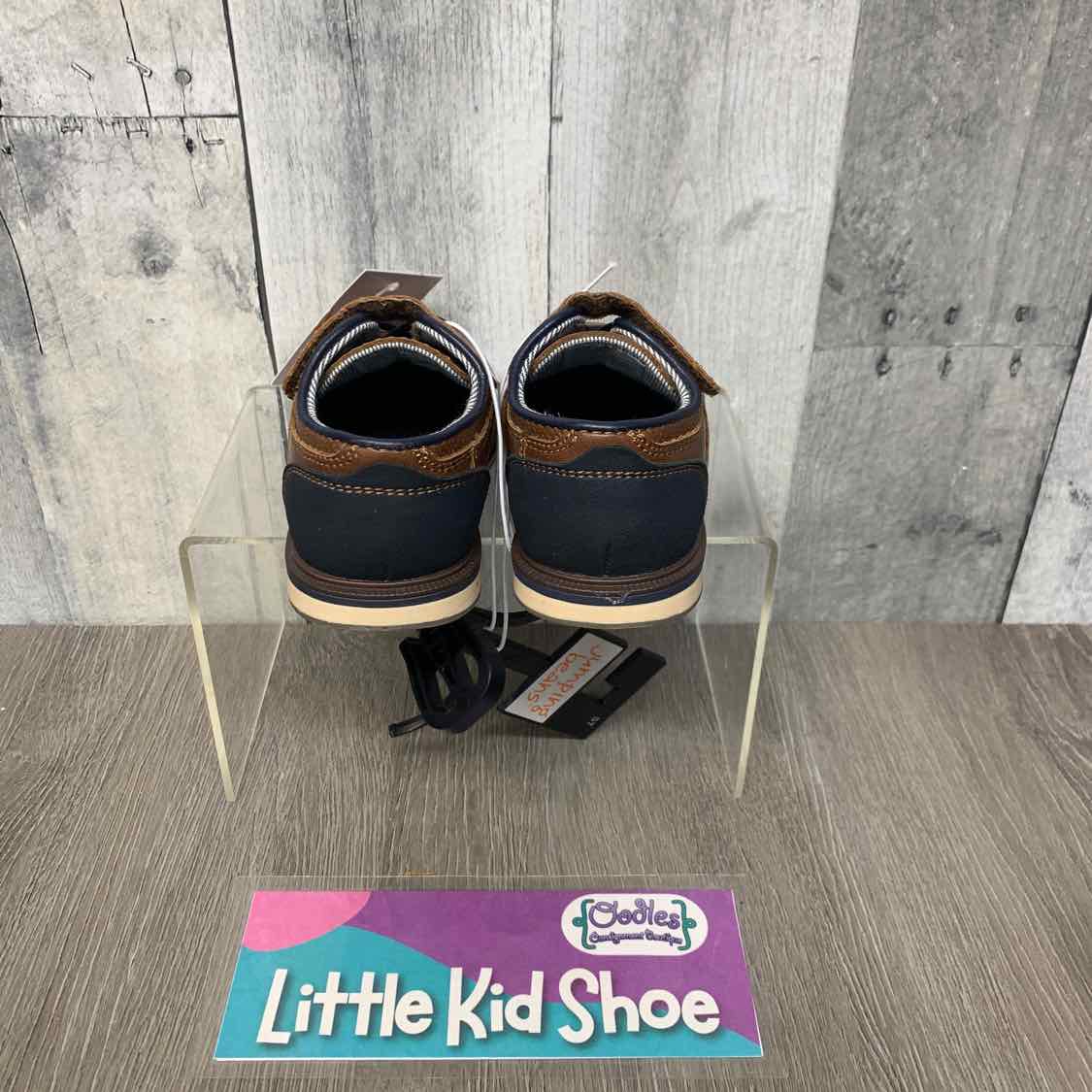 Size 5 Brown/Navy Jumping Beans Dress Shoes