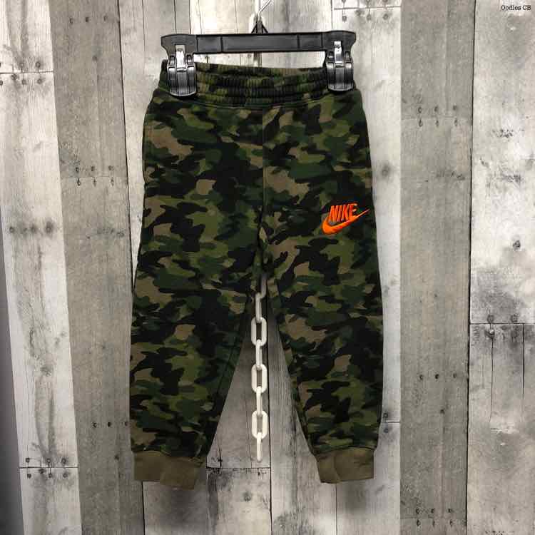 Size 4T Green Camo Sport Brand Athletic Pants