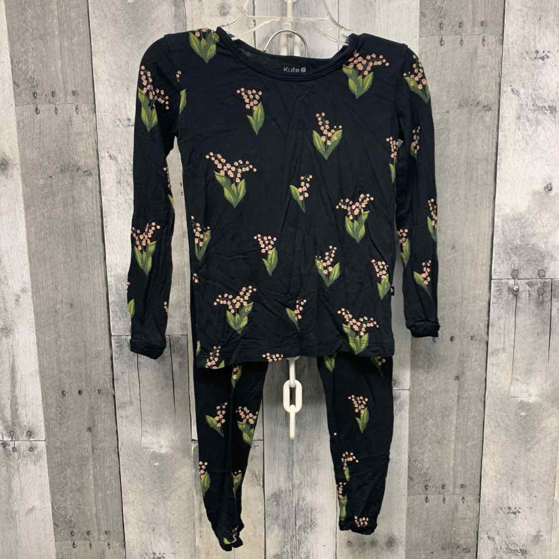 Size 3T Black/Green Kyte 2pc PJs