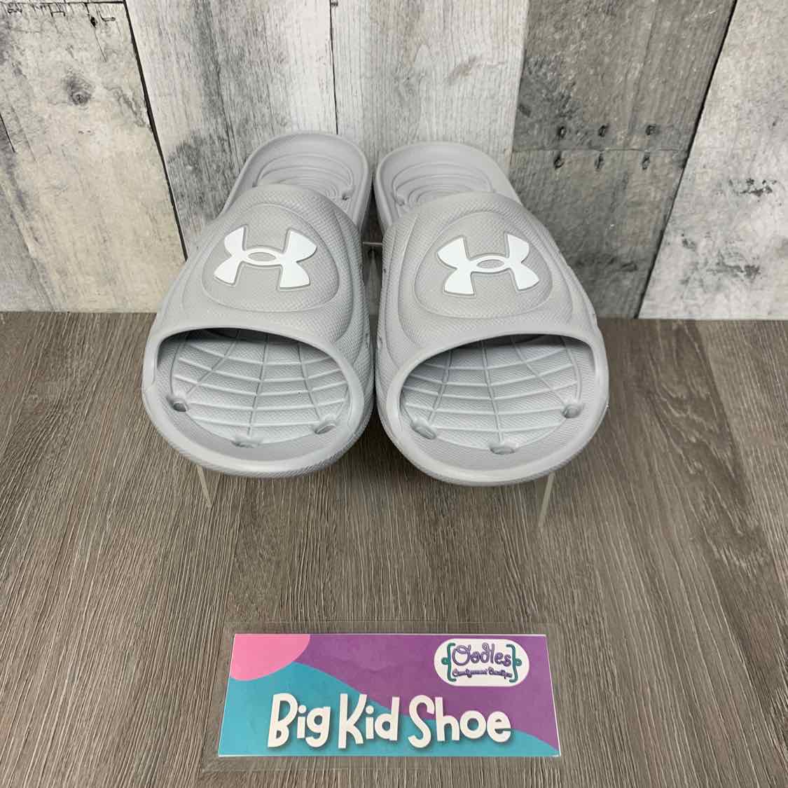 Size 3 Gray/White Sport Brand Sandals