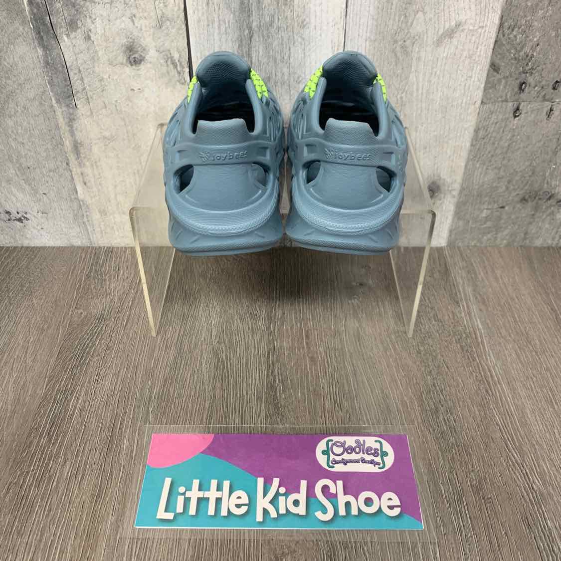 Size 6 Blue B Brand Water Shoes