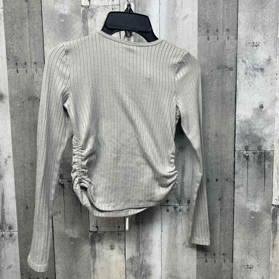 Size 9/10 Gray Abercrombie Long Sleeve Shirt