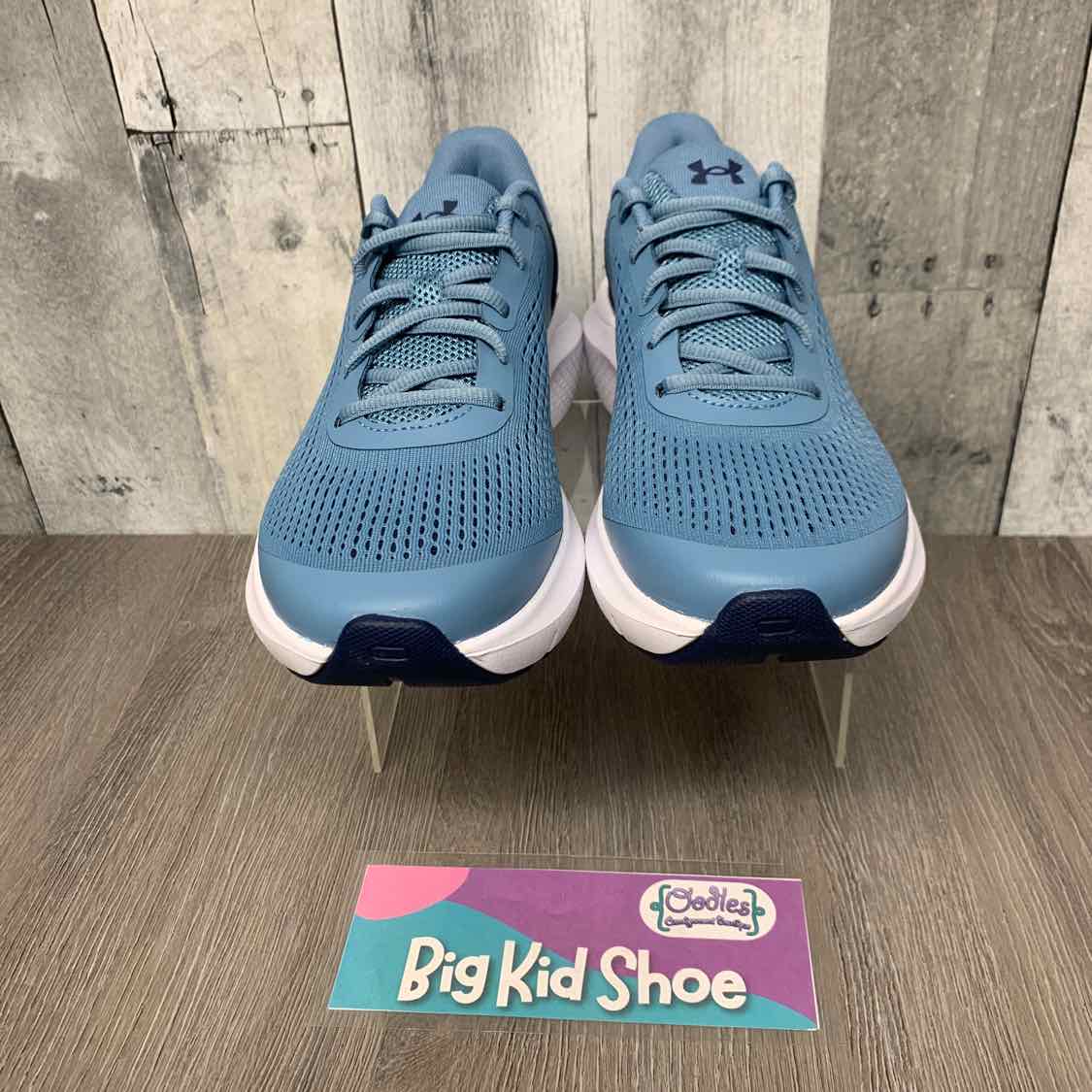 Size 5.5 Blue/Navy Sport Brand Sneakers