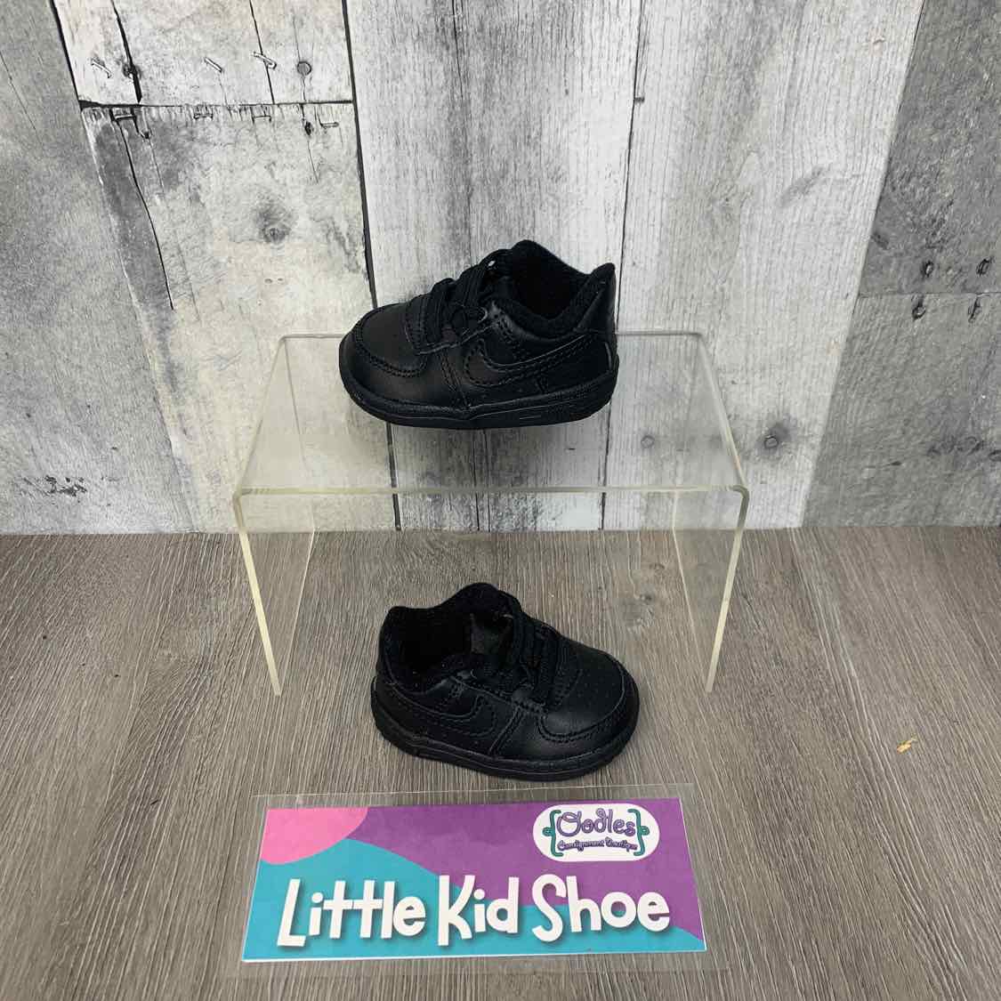 Size 1 Black Sport Brand Soft Sole Shoes