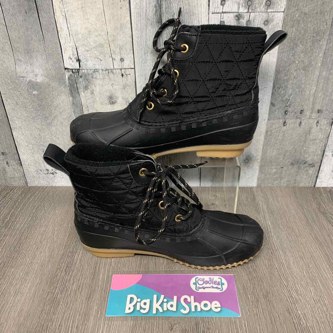 Size 7 Black Magellan Outdoors Boots