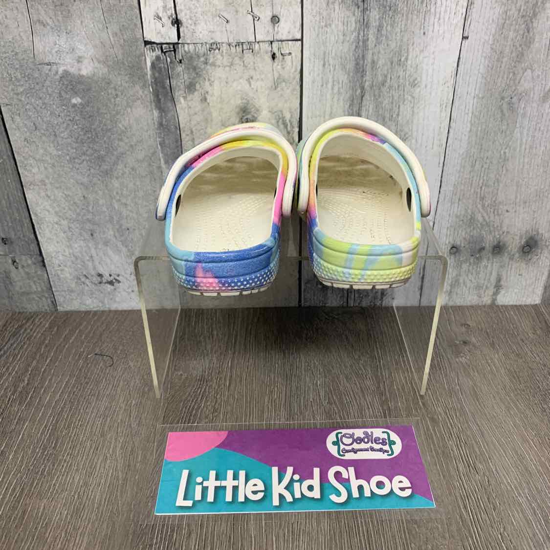 Size 6 Yellow/Blue Crocs Water Shoes