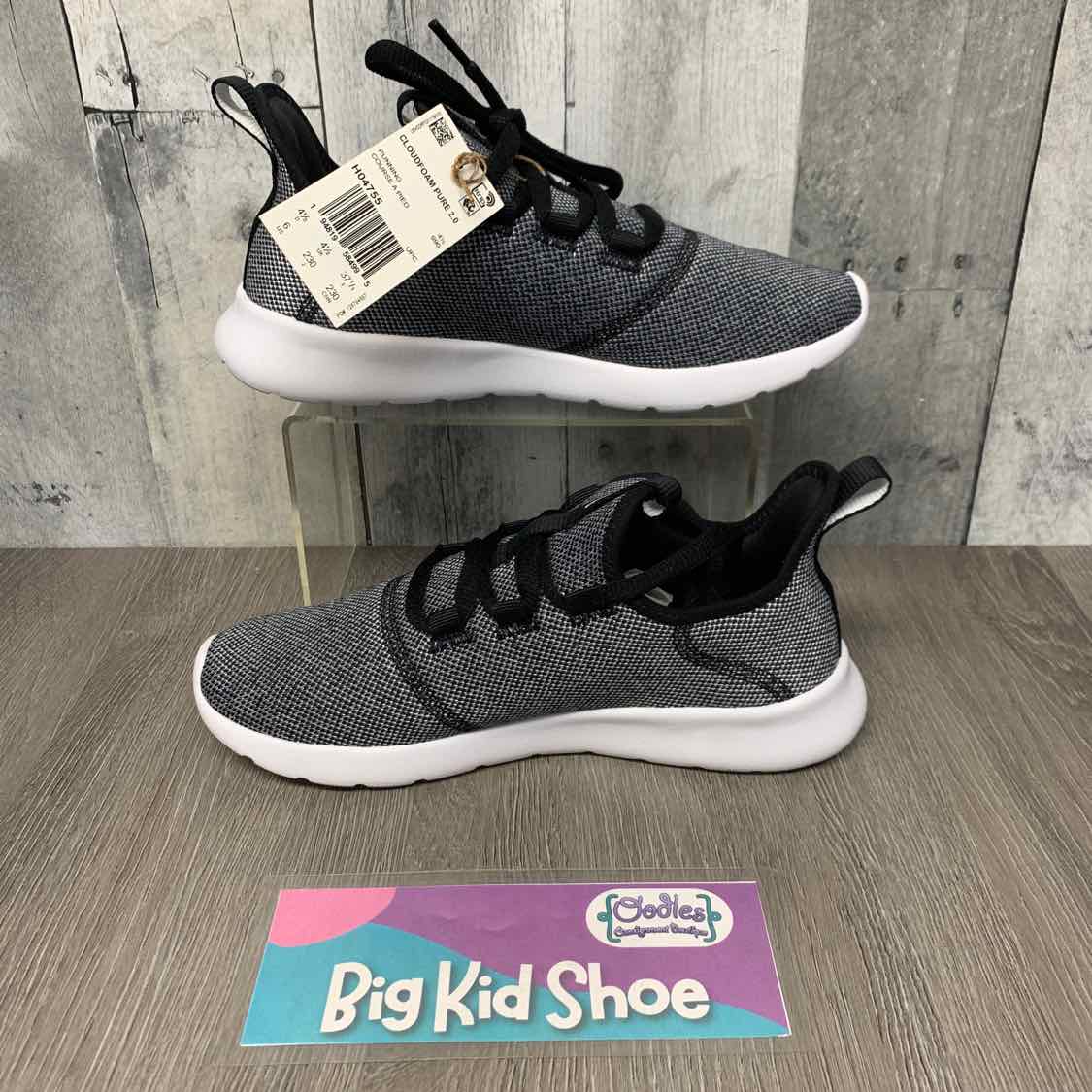 Size 6 Black/White Sport Brand Sneakers