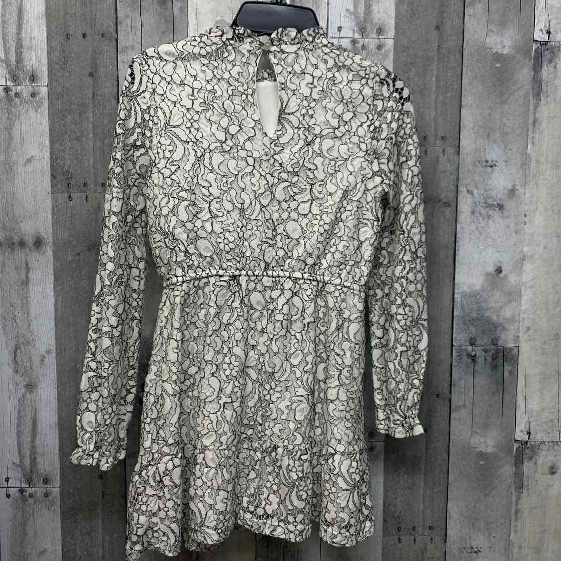Size 7/8 White/Black Art Class LS Dress