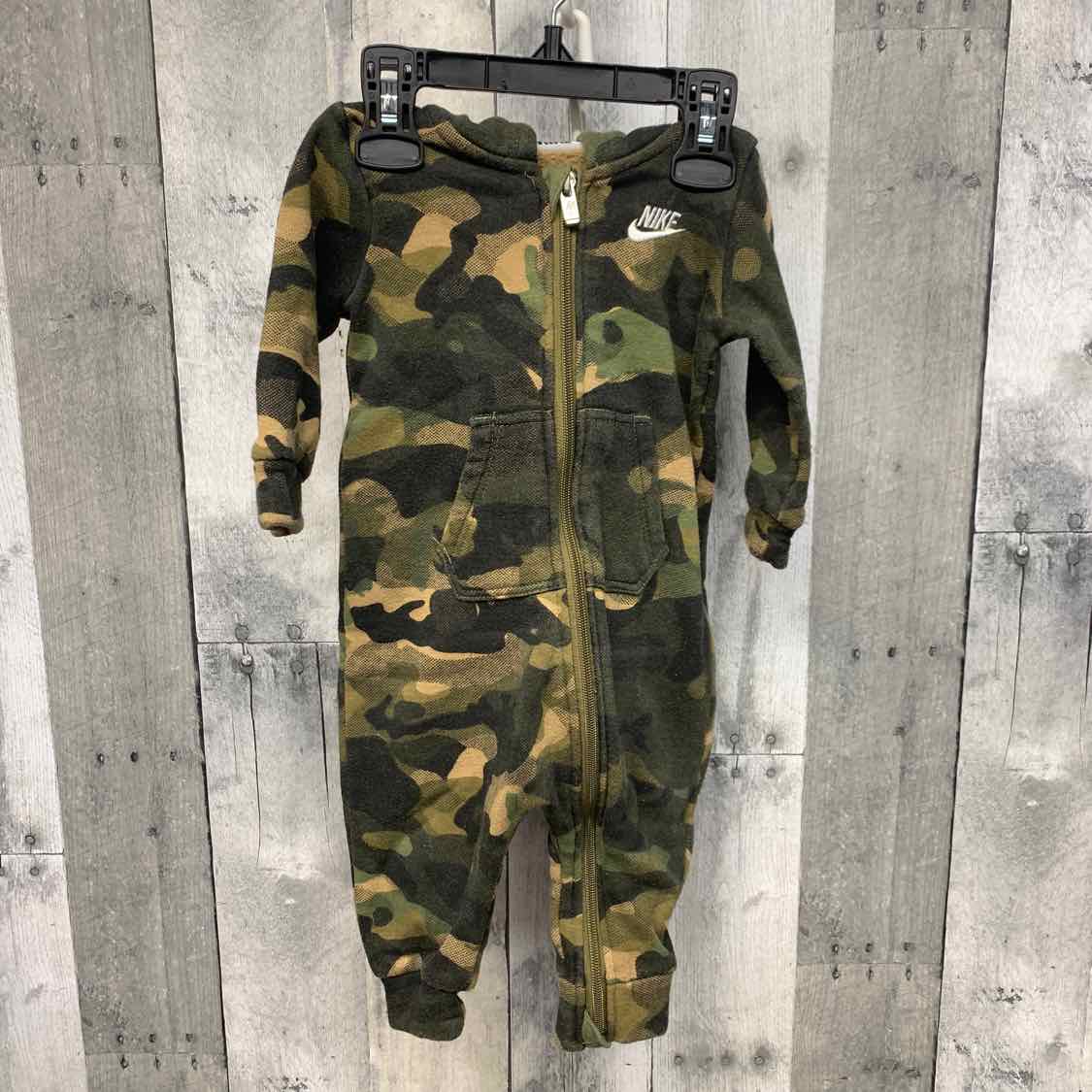Size 6 Months Green Camo Sport Brand Light Jacket