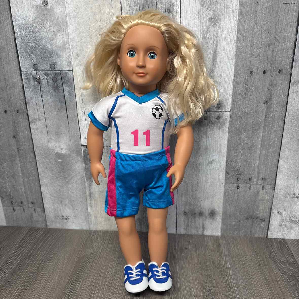 3pc 18" Soccer Shirt&Shorts w/cleats