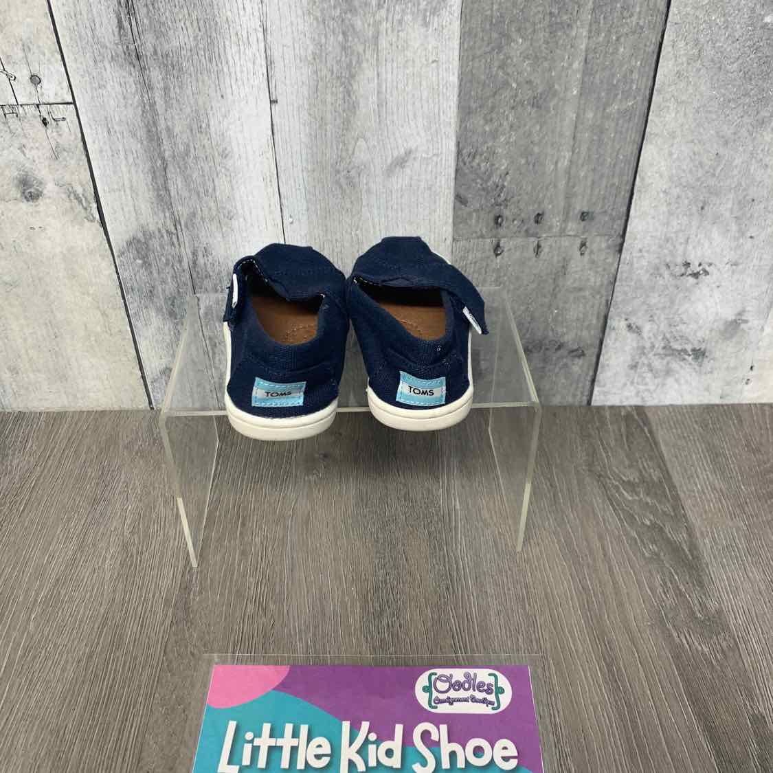 Size 5 Navy Toms Loafers