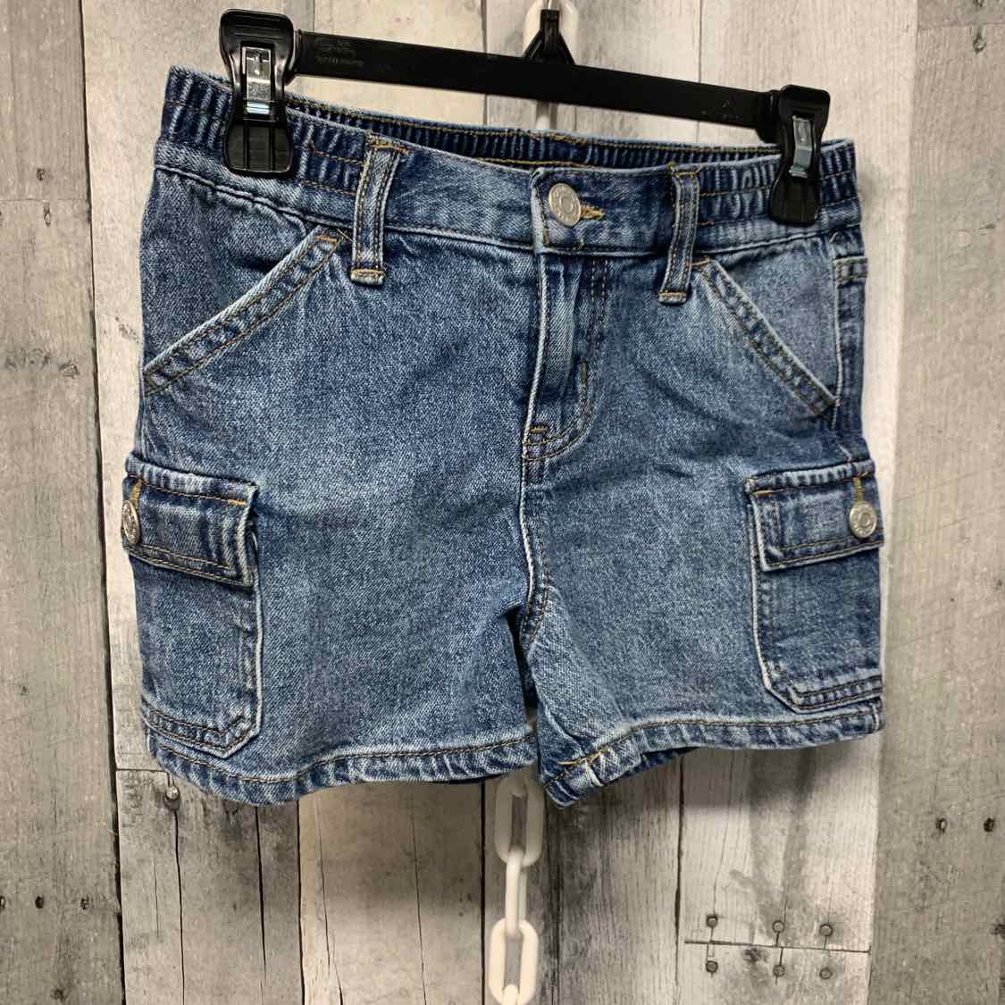 Size 6/7 Denim Cat & Jack Shorts