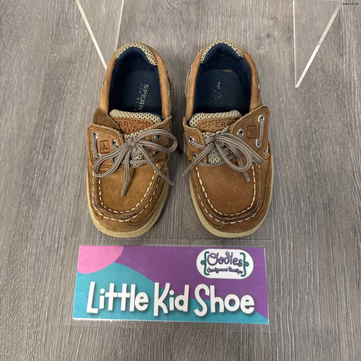 Size 7 Brown Sperry Sneakers