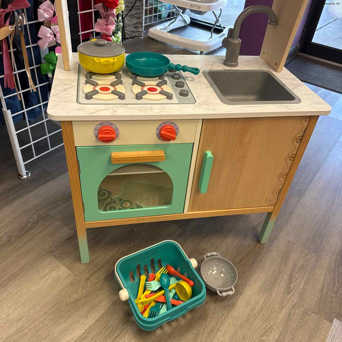 Battat Wooden Kitchen Set