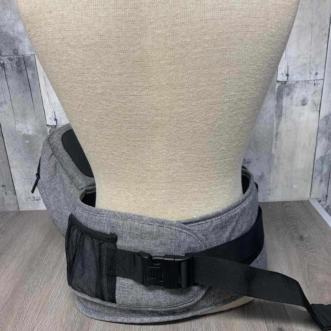 TushBaby Gray/Black Infant Carrier