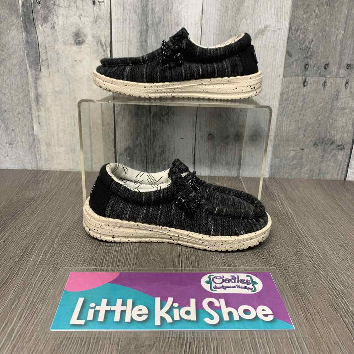 Size 8 Black/White Hey Dude Loafers