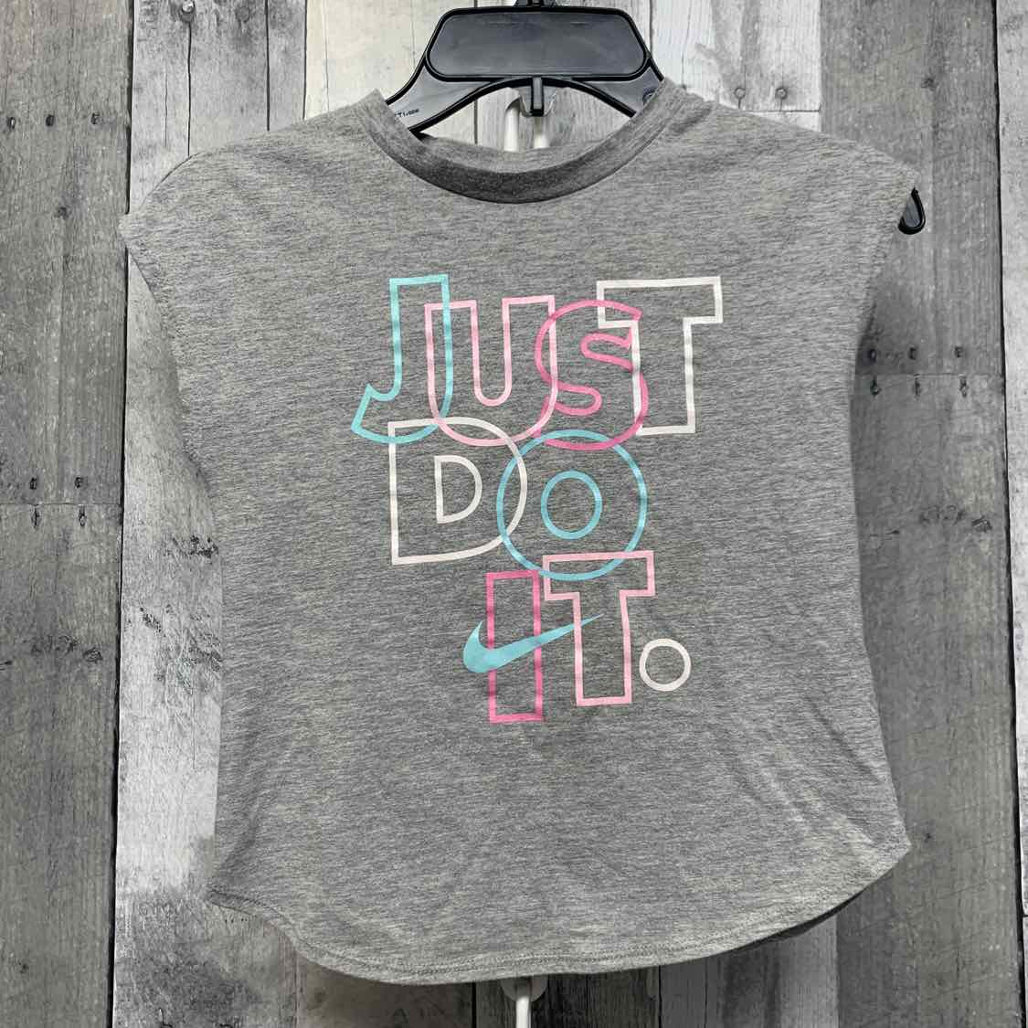 Size 6 Gray/Pink Sport Brand T Shirt