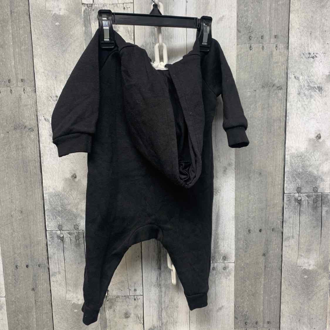 Size 6 Months Gray/Black Sport Brand Light Jacket