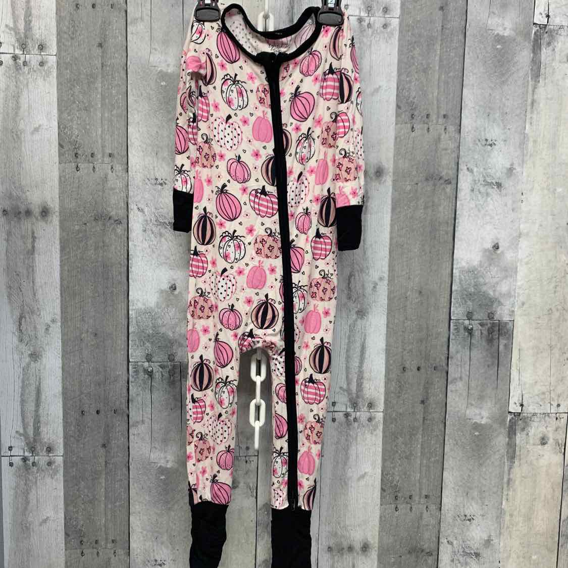 Size 2T White/Pink Bamboo Footy PJs