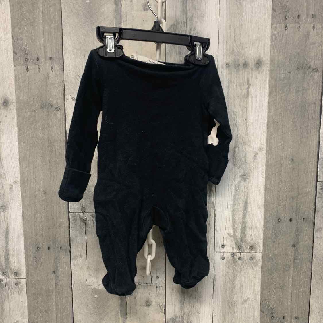 Size 3 Months Black Graphic Just One You Footy PJs