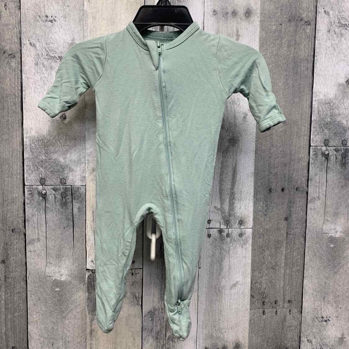 Size Newborn Green Kyte Footy PJs - OodlesCB
