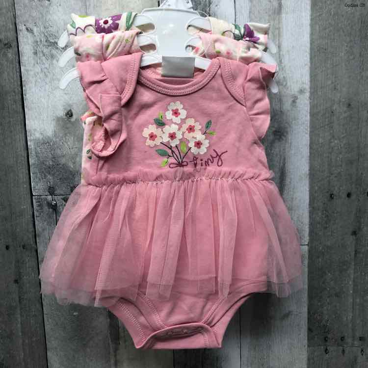Size 3-6 Months Pink/White B Brand Romper