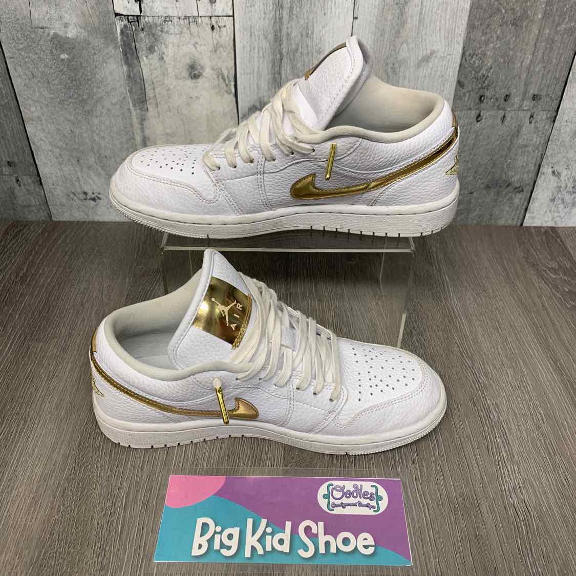 Size 6.5 White/Gold Sport Brand Sneakers