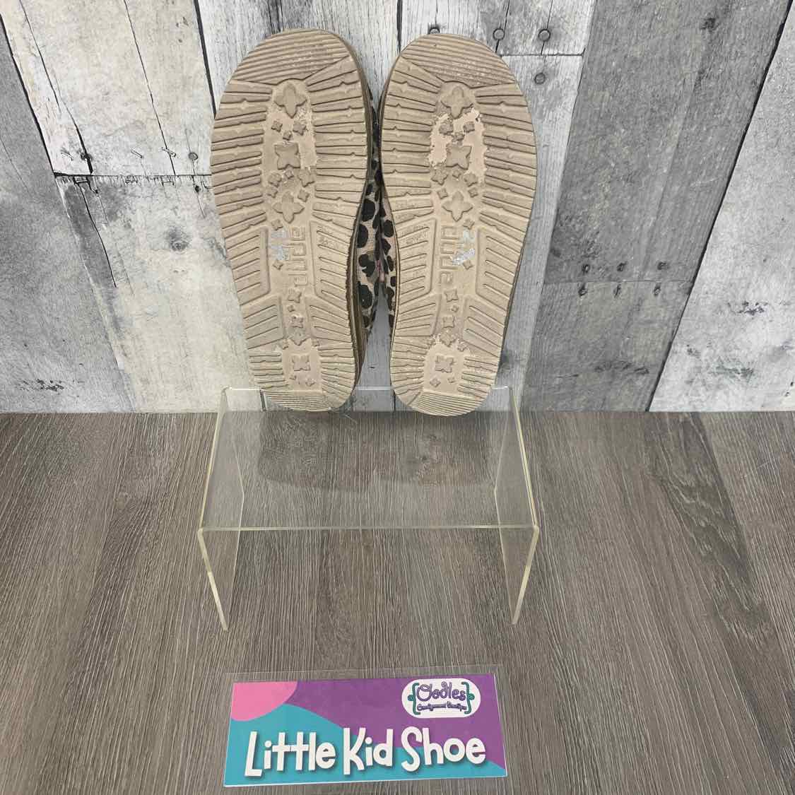 Size 11 Pink/Tan Hey Dude Loafers