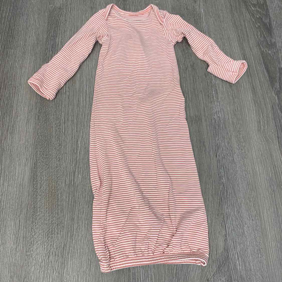 Size Preemie Pink/White Carter's Layette