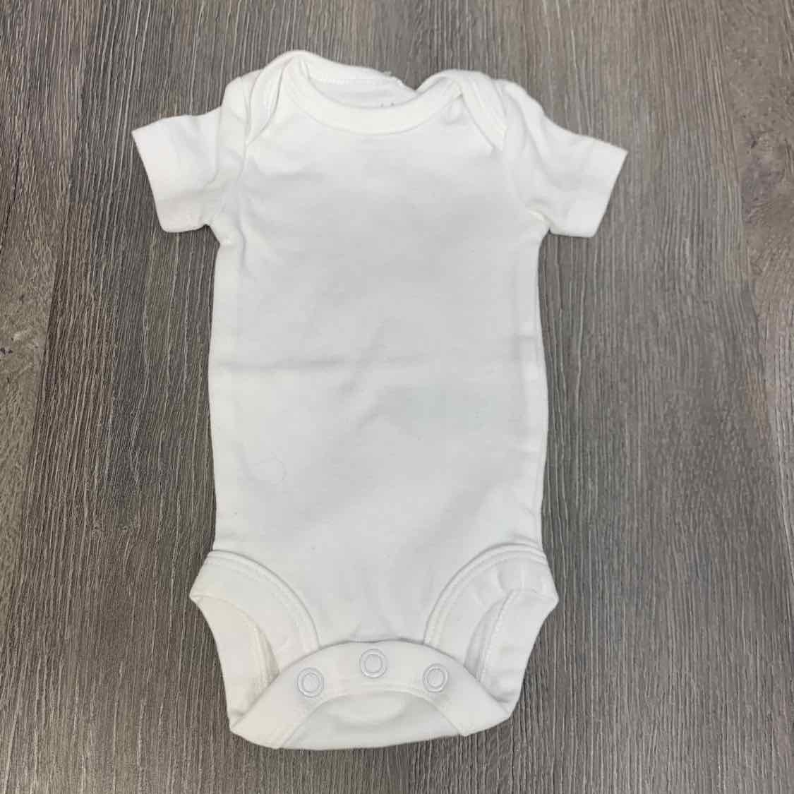 Size Preemie White Simple Joys Bodysuit