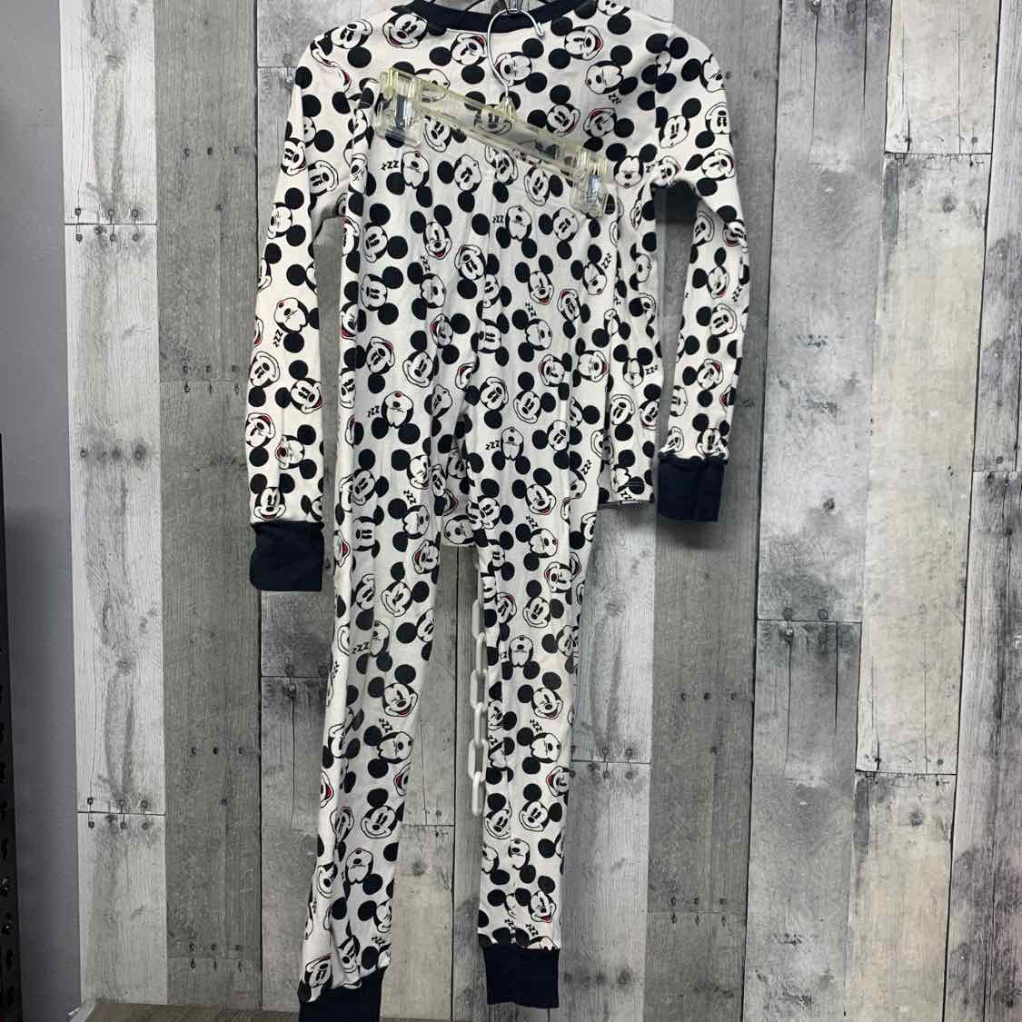Size 10 Black/White Disney 2pc PJs