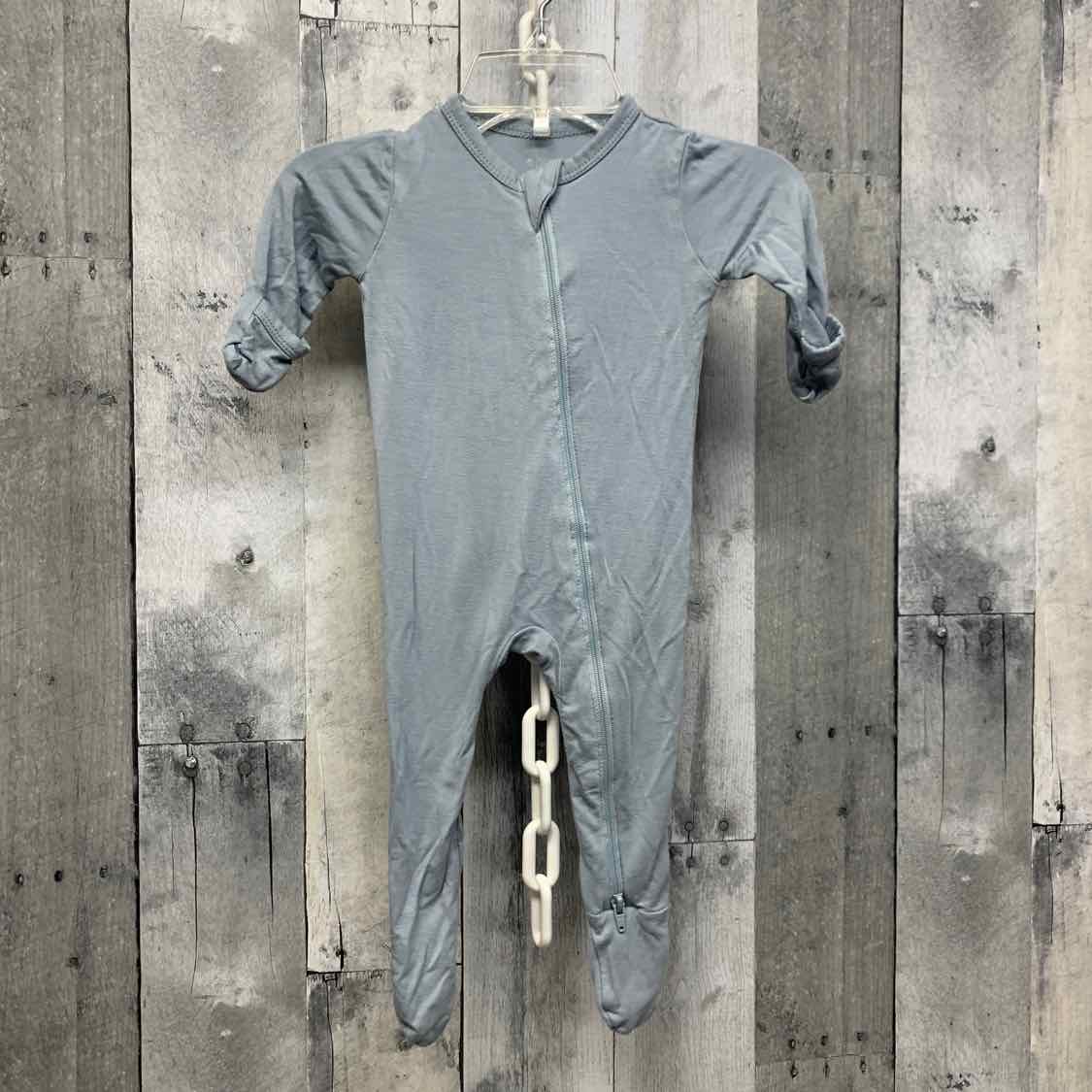 Size 0-3 Months Blue Kyte Footy PJs