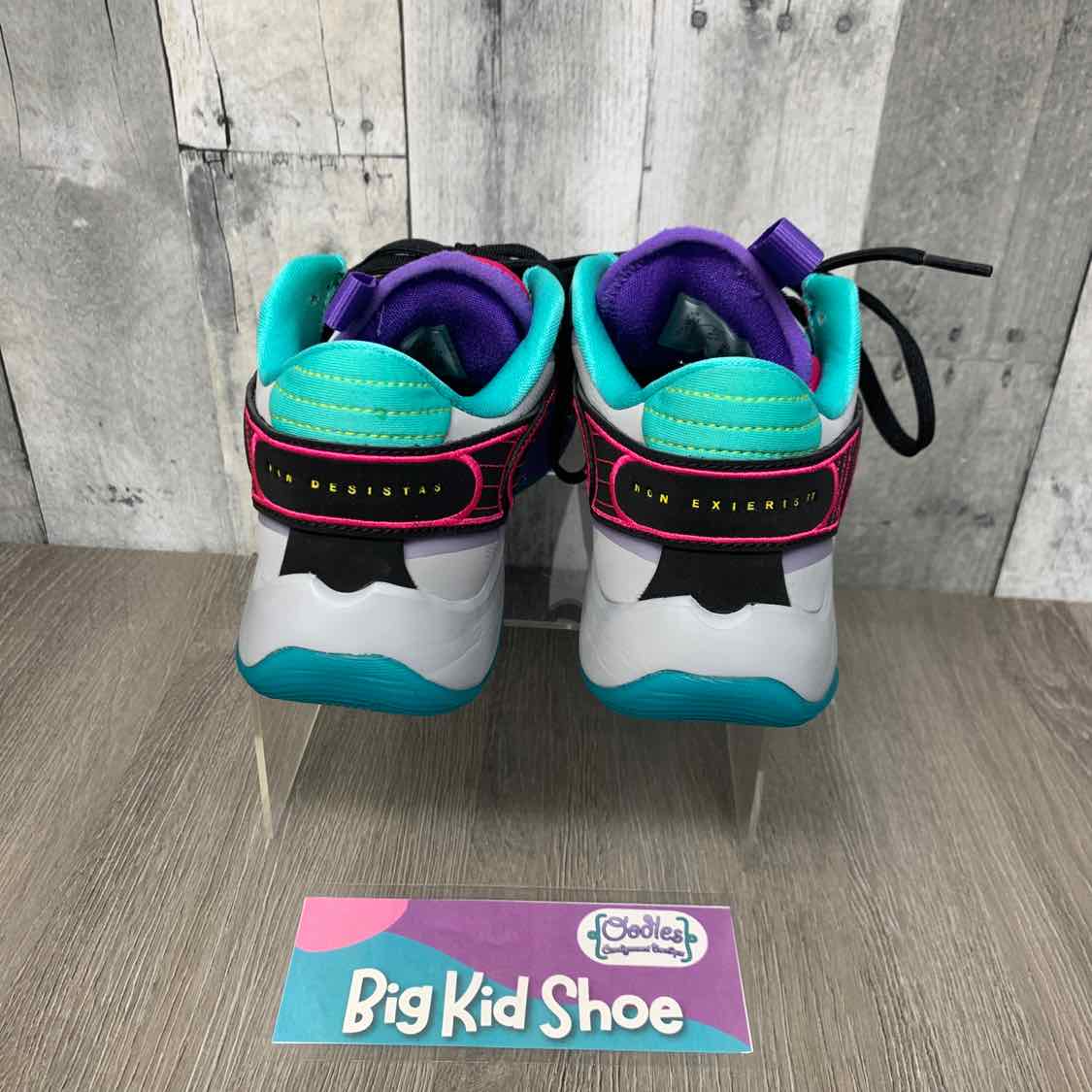 Size 5.5 Gray/Purple Sport Brand Sneakers