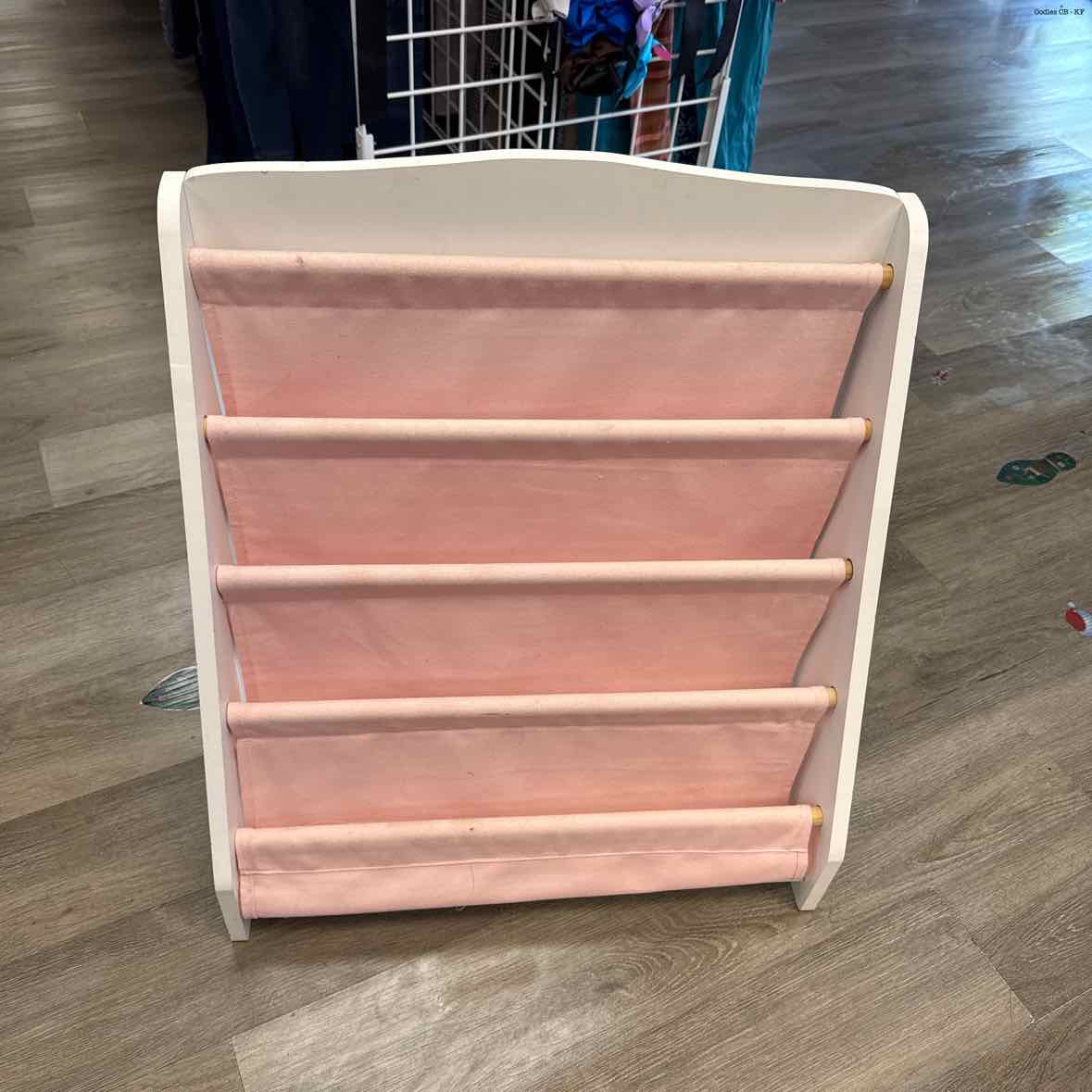 Generic White/Pink Bookshelf