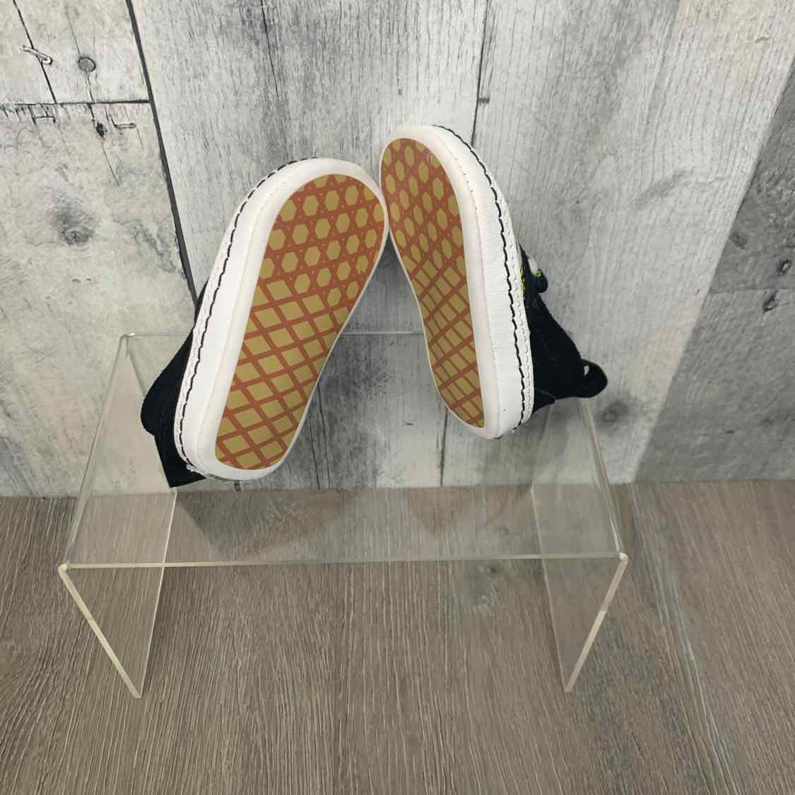 Size 1 White/Black Vans Soft Sole Shoes