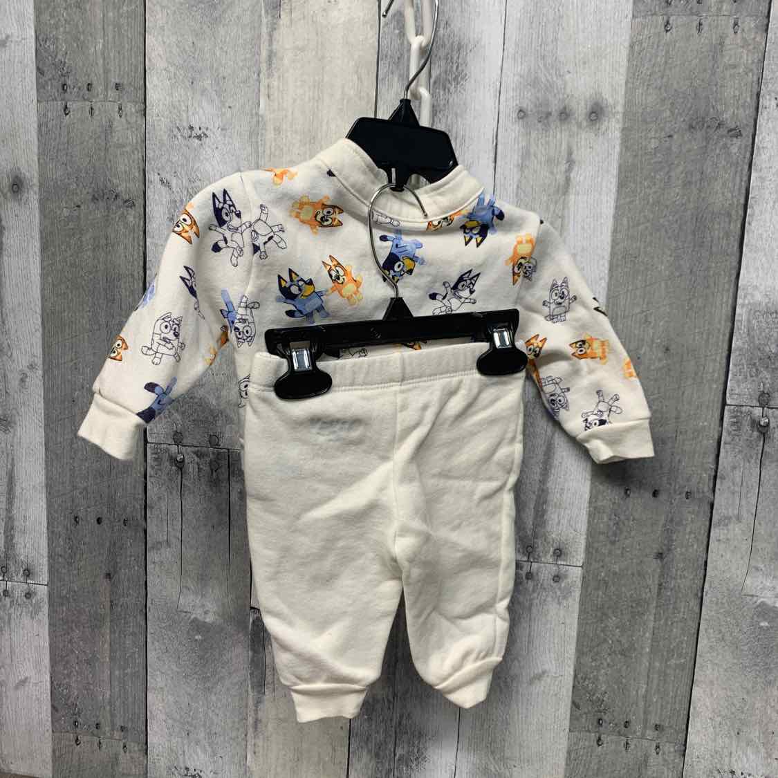 Size 0-3 Months White/Blue Disney Jacket/Pants